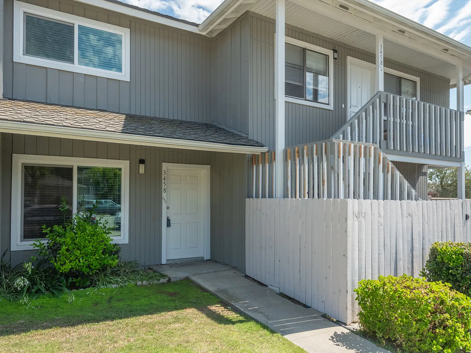 2 bed, 998 sqft, $2,700 — Photo 3