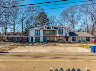 911 Boothe St, Batesville, MS 38606