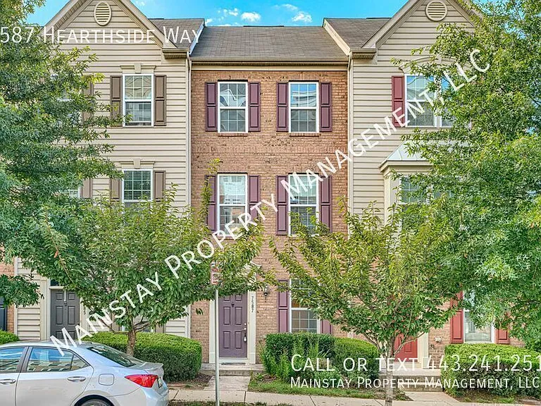 7587 Hearthside Way — Photo 1
