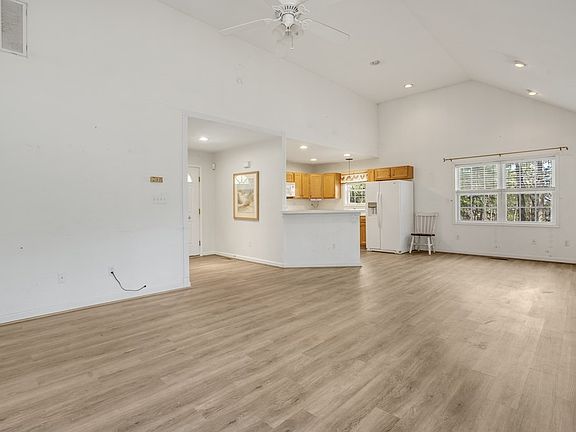2nd image of 2395 Jolly Rodger Dr