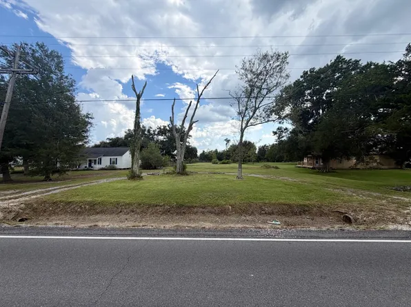 1193 W Tank Farm Rd, Lake Charles, LA 70605