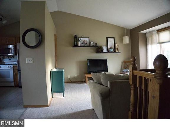 3rd image of 3843 Hallmark Ave N