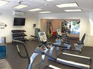 3 Stonehill Dr APT 1C, Stoneham, MA 02180