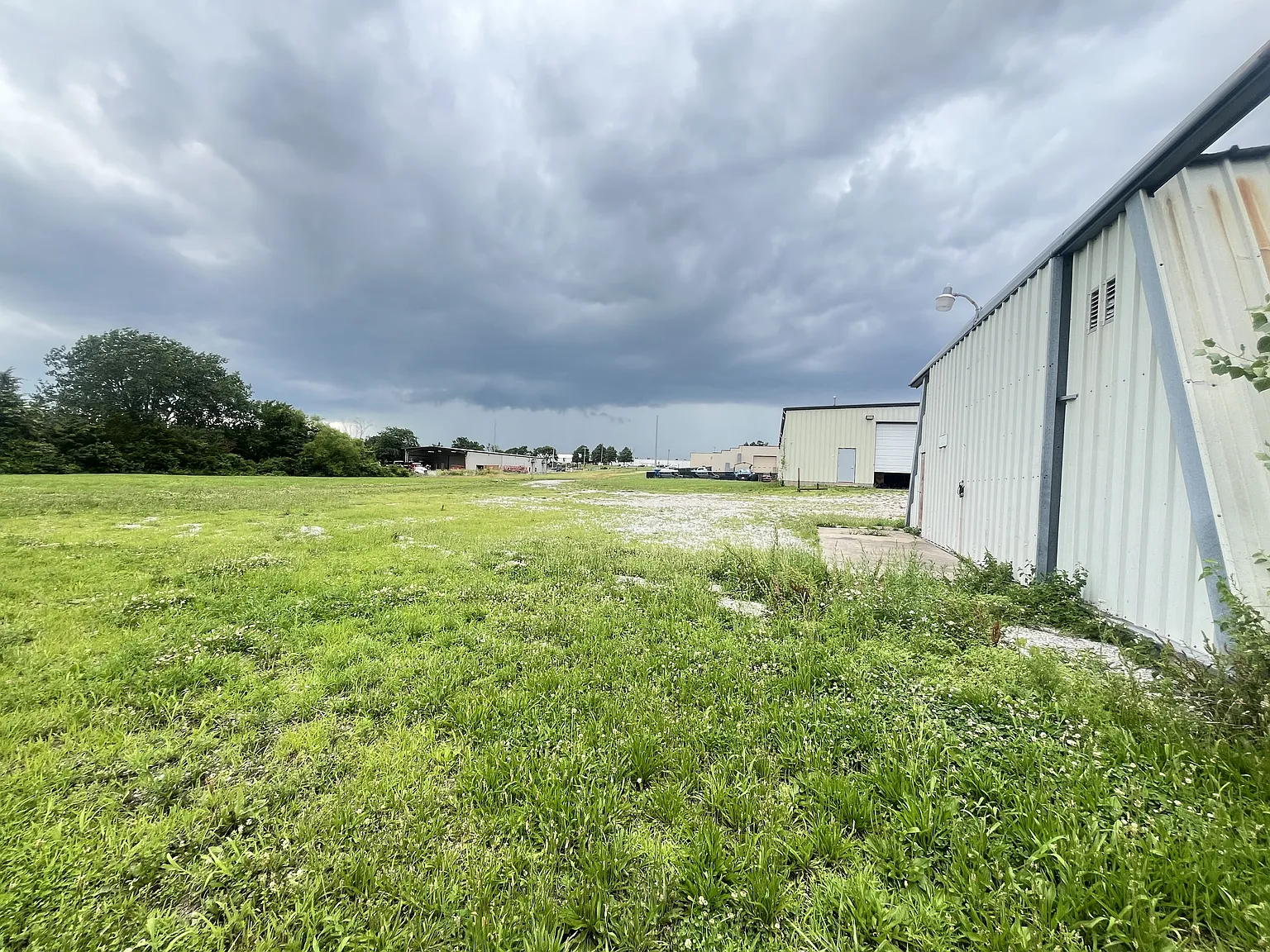 808 East Young Avenue - 1 — Photo 3