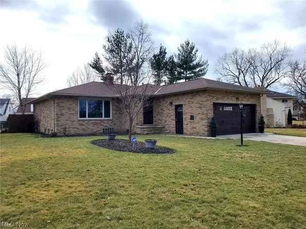 4001 W 63rd St, Cleveland, OH 44144