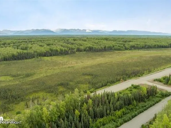 1688 N Saige Blvd, Wasilla, AK 99623