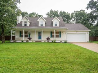 703 Bunker Ln, Carl Junction, MO 64834