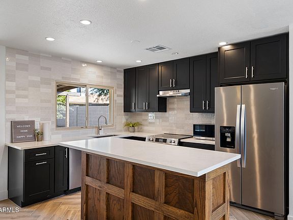 5th image of 2518 E LOUISE Drive