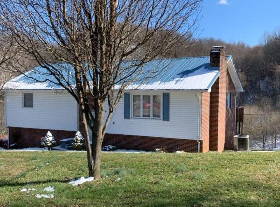 2nd image of 245 Hillside Dr