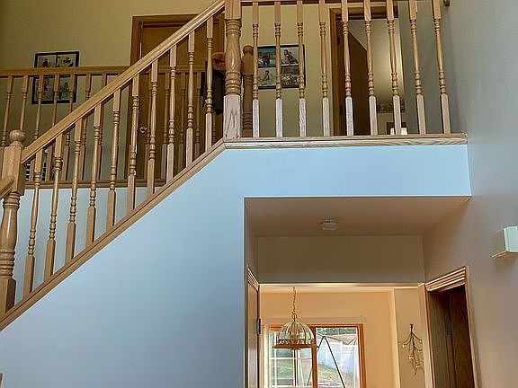 3rd image of 1000 N Evergreen Dr