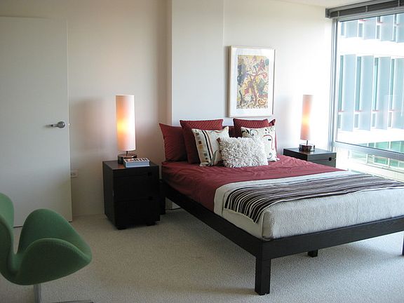 4th image of 9725 Woods Dr Unit 1207