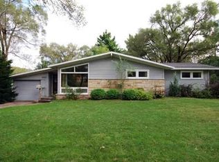 1033 3rd St, Reedsburg, WI 53959