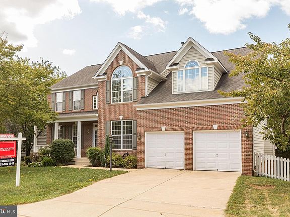 4th image of 14842 Tyler Mill Ct
