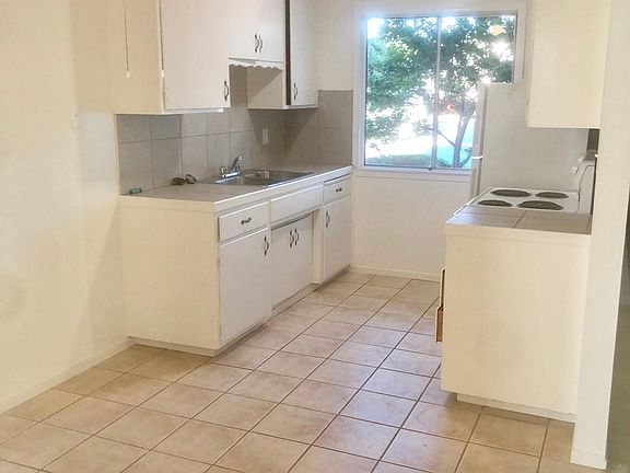 4th image of 2671 Matheson Way APT 3
