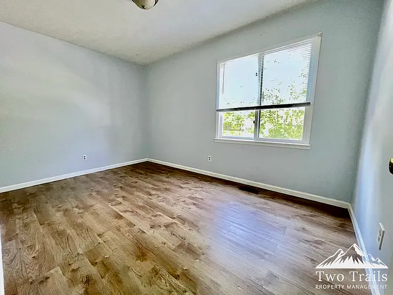 316 Huff St #2B — Photo 2