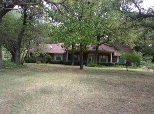 7802 Clearcreek Rd, Duncan, OK 73533