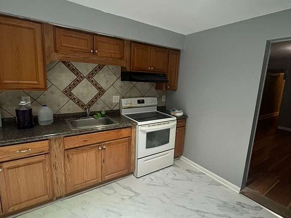 4th image of 441 W Turner St APT 1