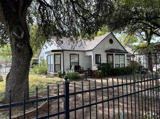 7805 Wanebe Dr, Dallas, TX 75235