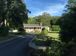 420 Collins Corner Rd, Dartmouth, MA 02747