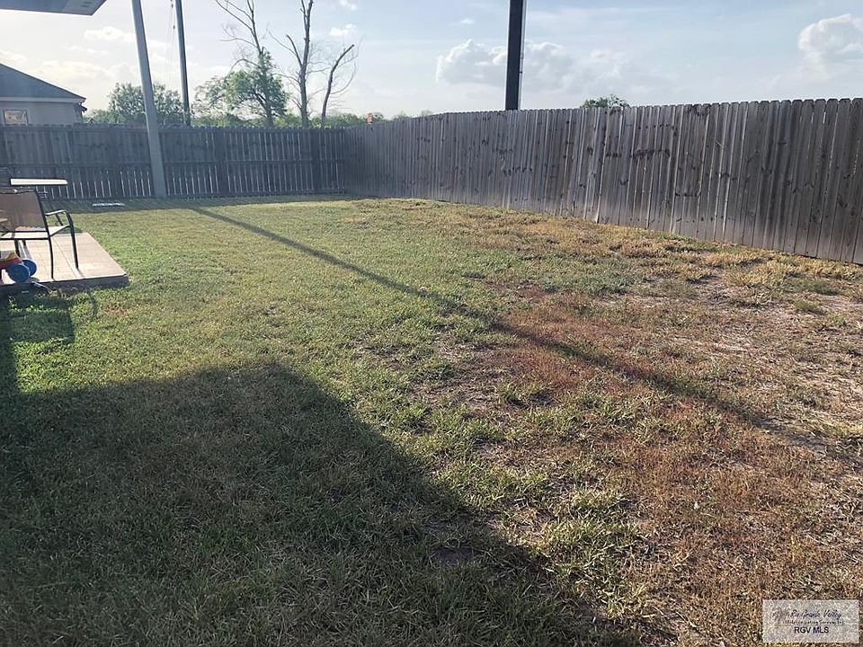 2nd image of 6894 Stone Oak