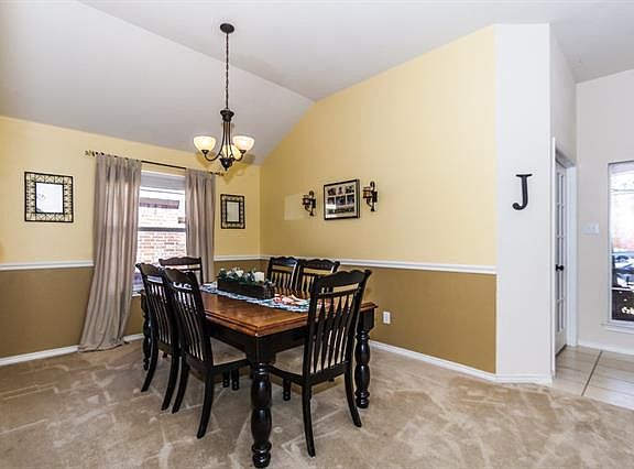 5th image of 500 Dogwood Dr