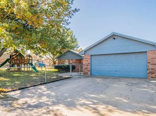 304 Sage Trl, Springtown, TX 76082