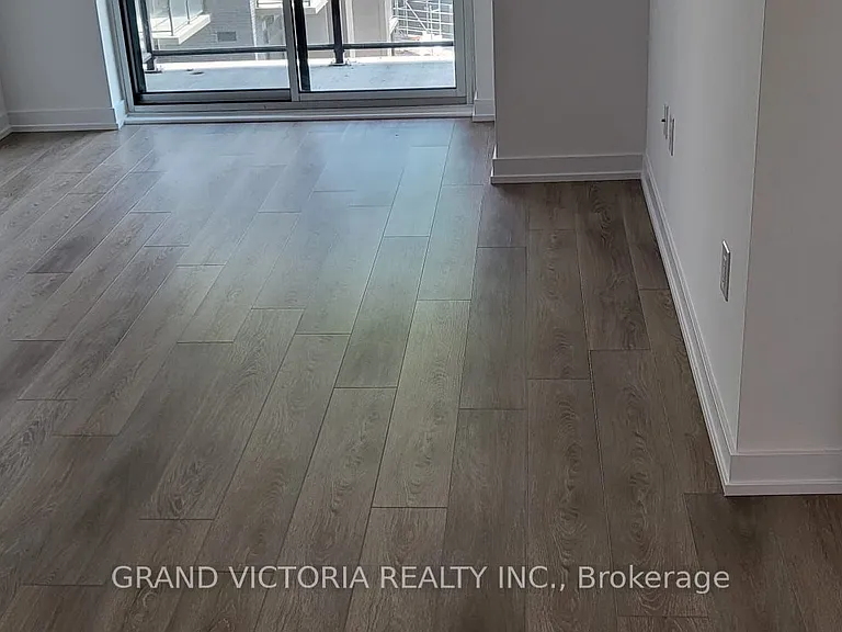 450 Dundas St E #424 — Photo 12