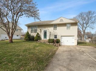 18606 E 6th St N, Independence, MO 64056