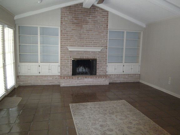 4th image of 4505 Clearwater Dr