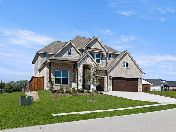2nd image of 184 Lantern Ridge Dr