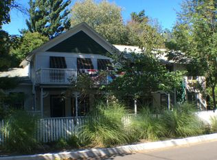 1365 Lake Ave, Grand Haven, MI 49417