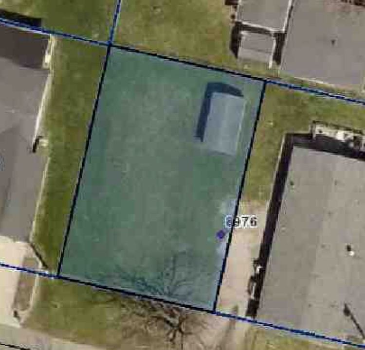 2nd image of 8958 Hilltop Dr