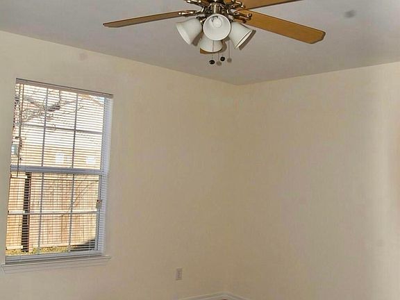 4th image of 14 Grand Lido Ln