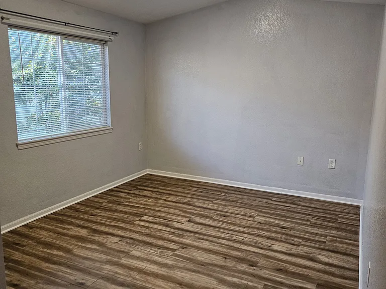 1221 University Ave #B302 — Photo 13