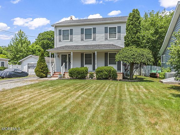 3rd image of 106 Brown Avenue