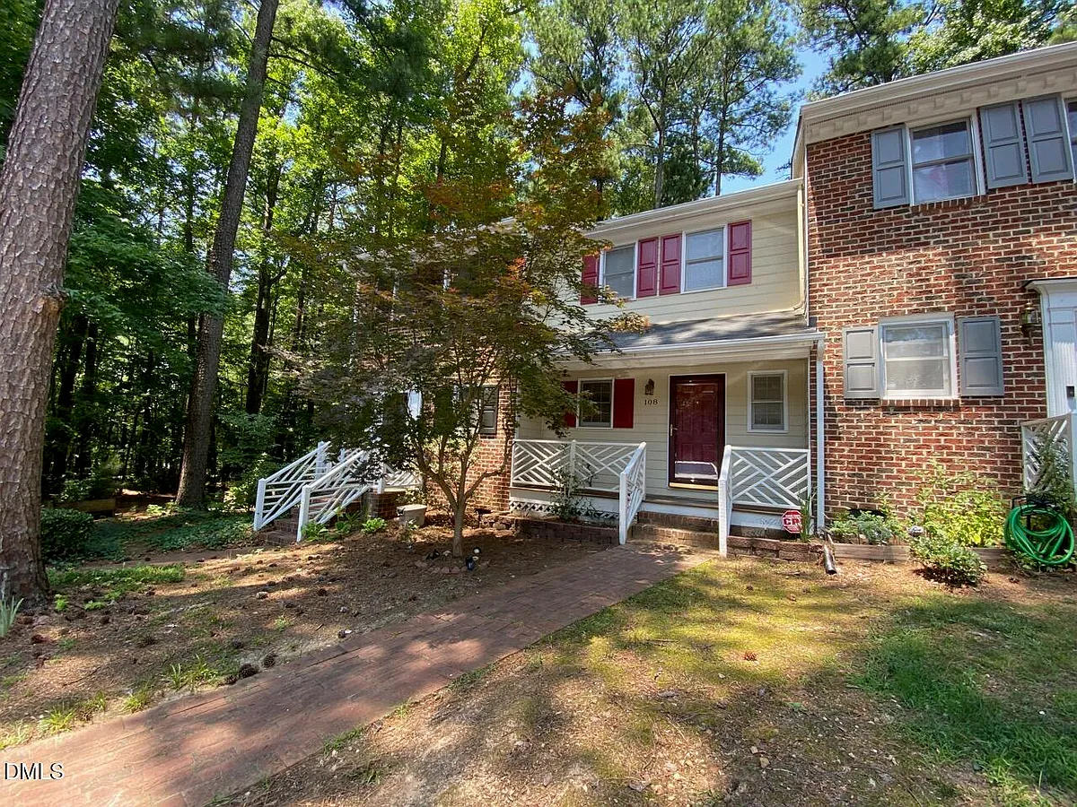 Building Photo - 108 Briarcreek Ct