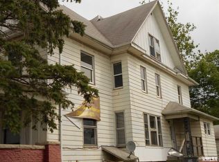 319 W Adams St, Macomb, IL 61455