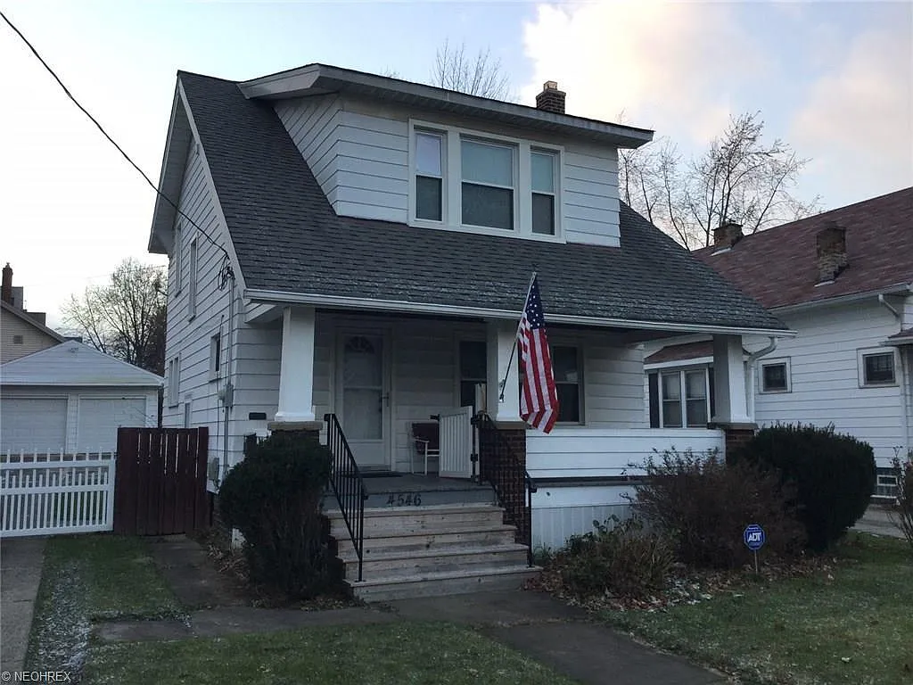 4546 Broadview Rd photo 1