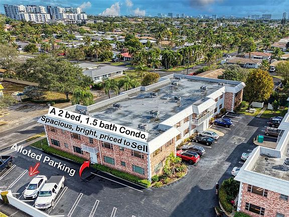 2nd image of 310 S Cypress Rd #701