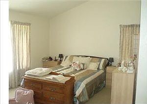 5th image of 1303 Greenvale Dr