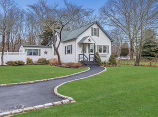 155 Main St, Yaphank, NY 11980