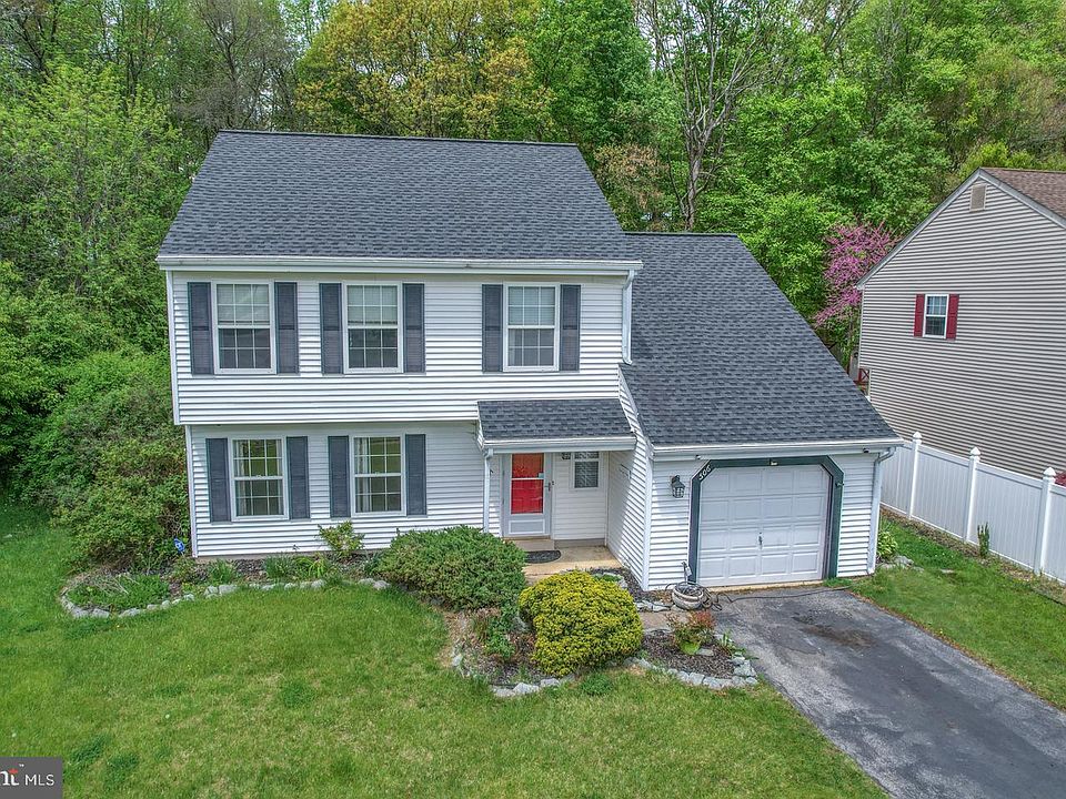 1st image of 506 E Pompeii Dr