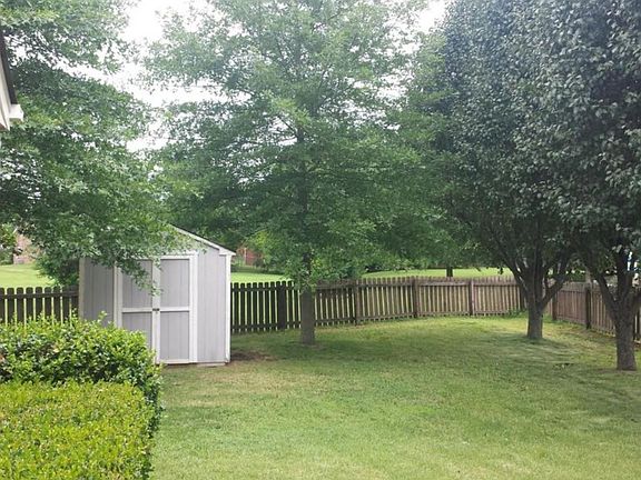 5th image of 3104 Pewitt Cir