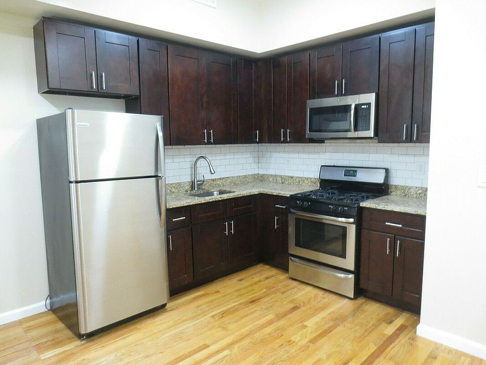 1st image of 493 5th Ave APT 2D