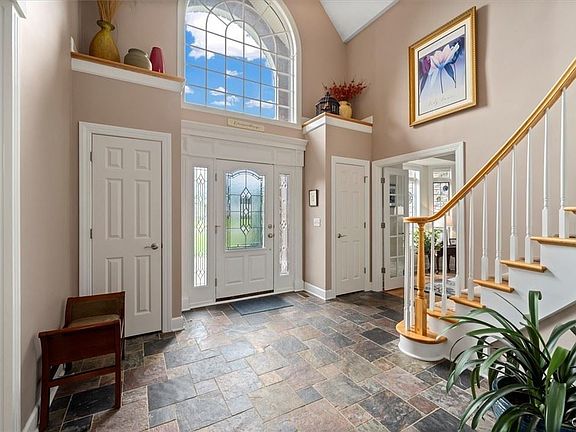 2nd image of 7138 Coronation Cir