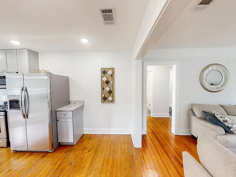 2703 Bullis Ave — Photo 5