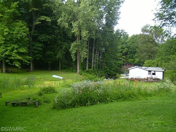5th image of 4445 Osage Dr