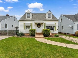 7922 Chesterfield Ave, Parma, OH