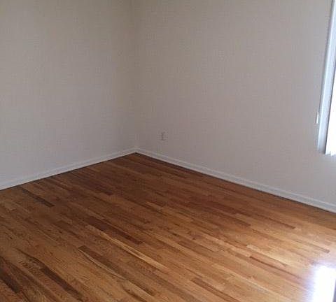 5th image of 1450 Barry Ave APT 4