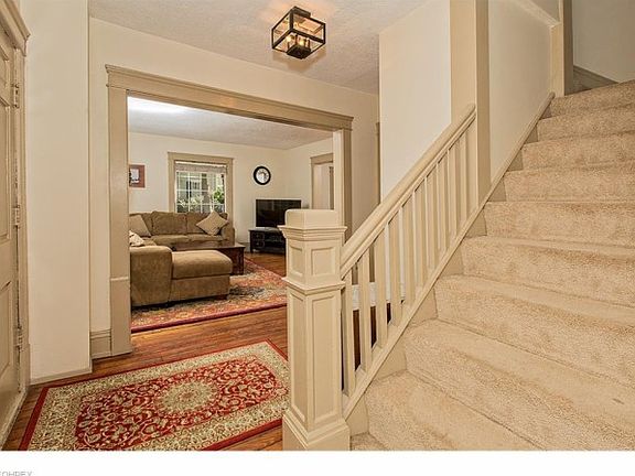 4th image of 40 Owen Brown St